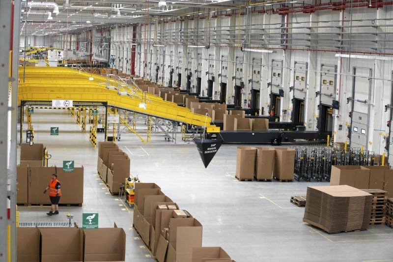 Centra logistyczne Amazona szukają kolejnych pracowników