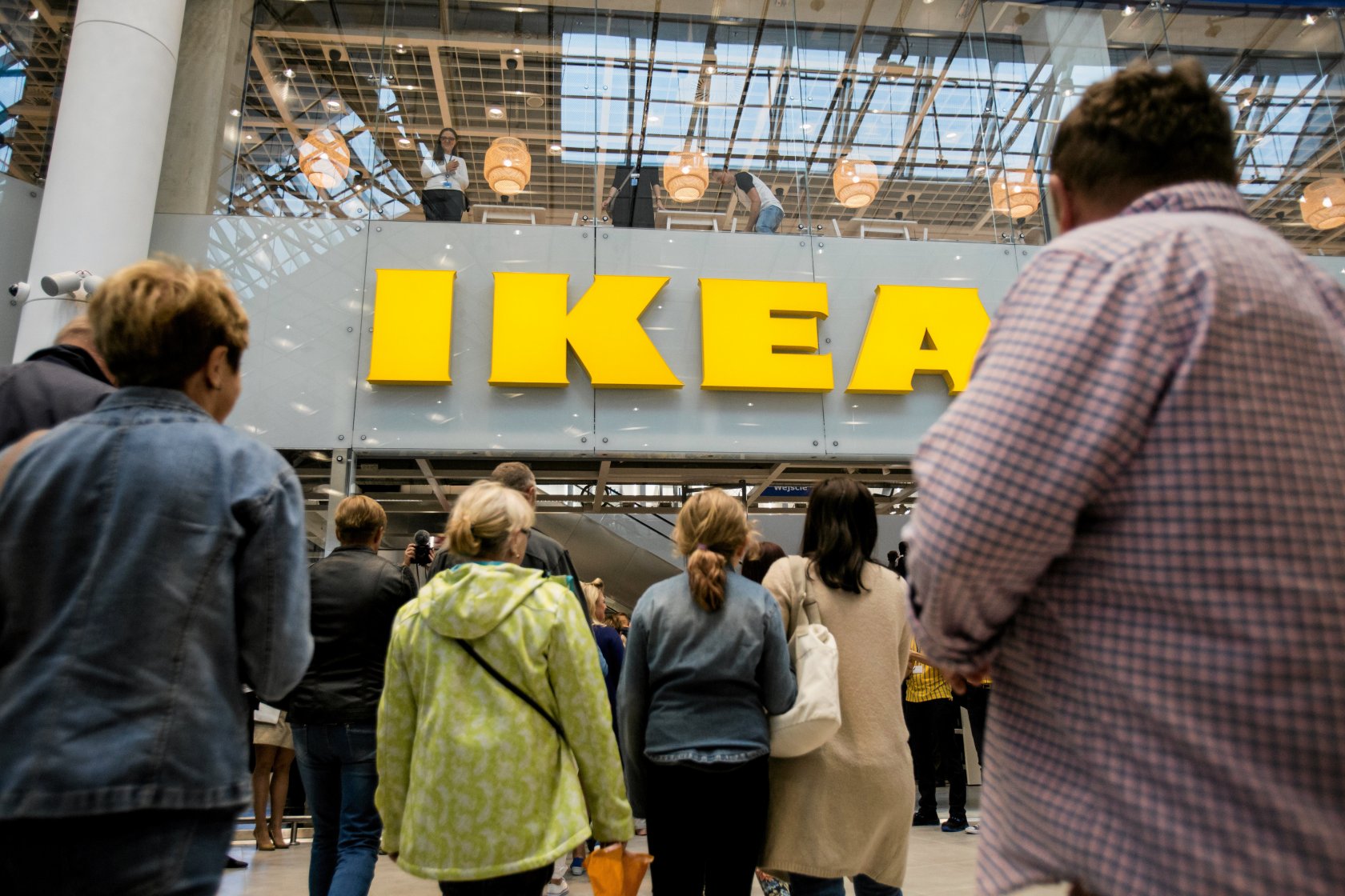 IKEA stawia na kuchnię wegetariańską i wprowadza do swojej oferty wegetariańskie hot-dogi.