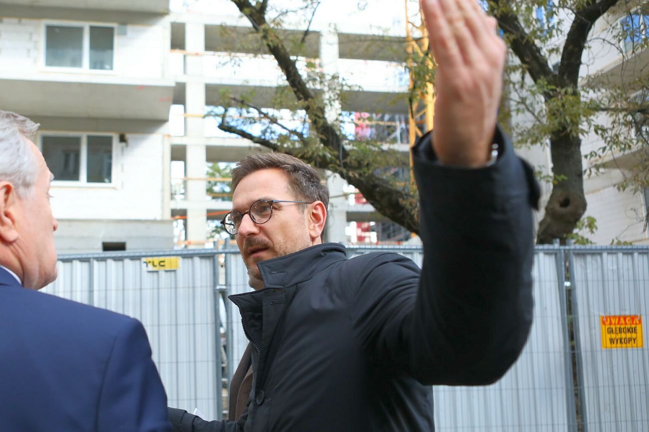 Minister Buda w końcu wziął się za patodeweloperkę