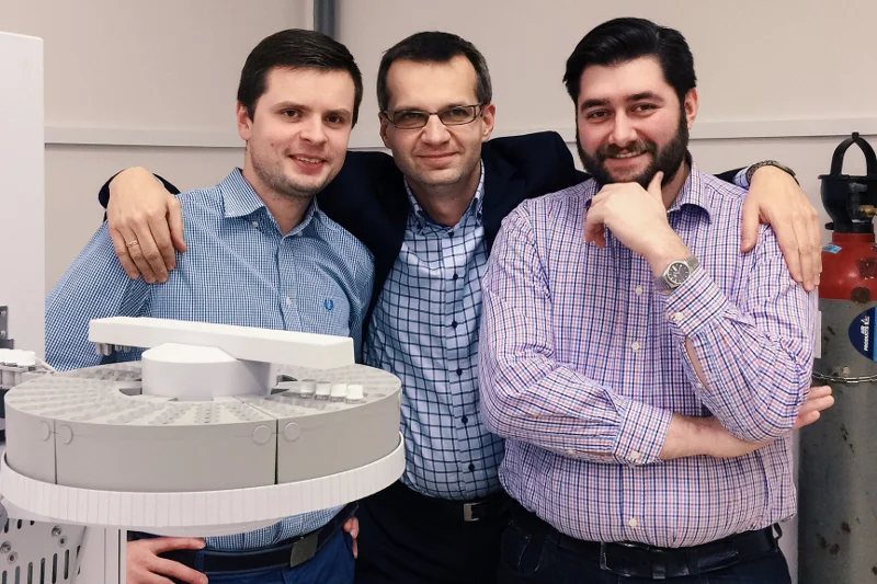 Od lewej: Maciej Barc, Konrad Jagodziński, Łukasz Guzik