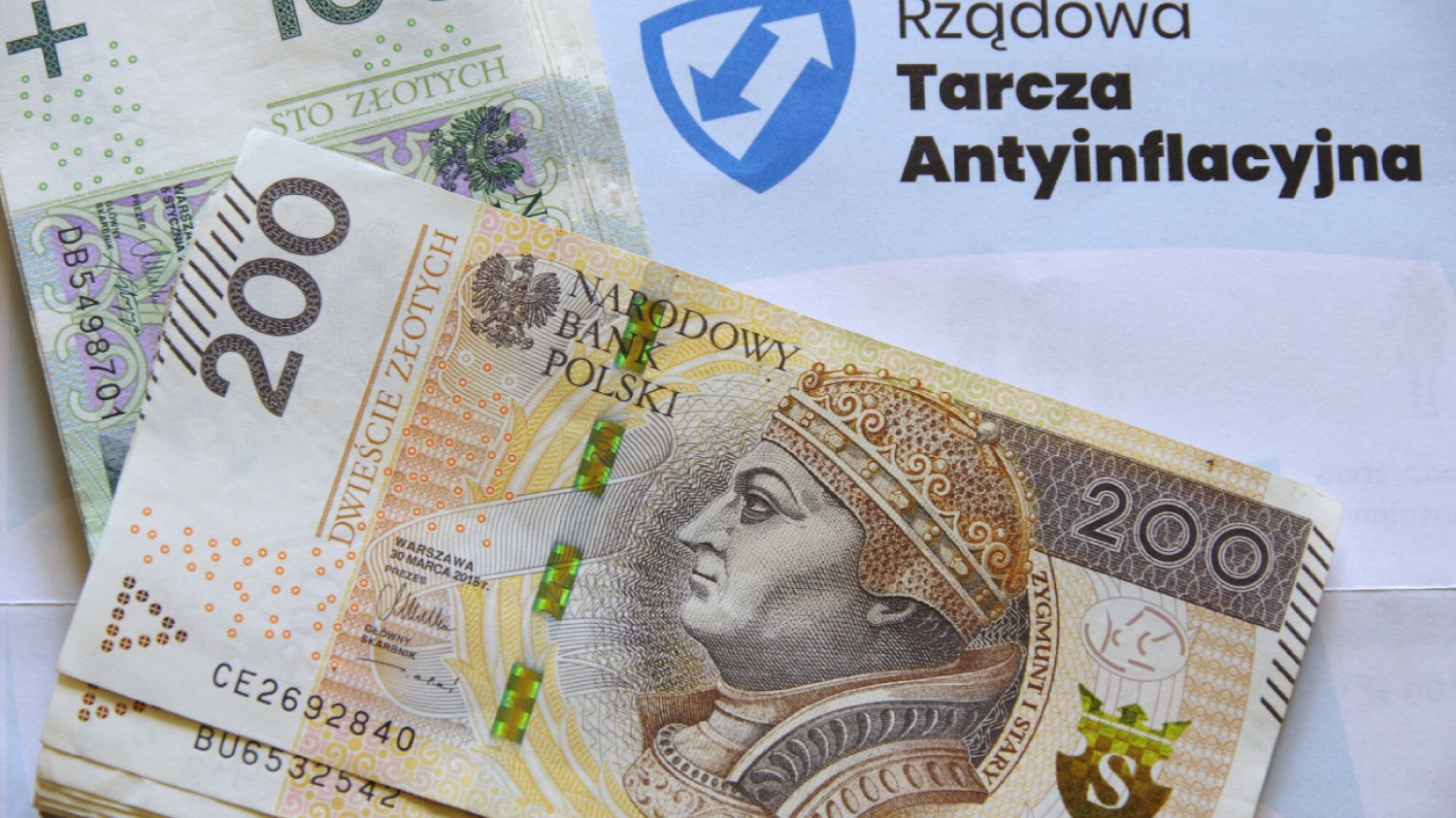 Tarcza Antyinflacyjna obniża stawki akcyzy za niektóre paliwa do unijnego minimum