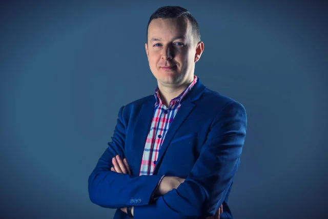 Piotr Skrabski, odpowiedzialny w Ailleron za rozwiązanie Live Bank, pozwalające klientom komunikować się wirtualnie z bankami 24 godziny na dobę.