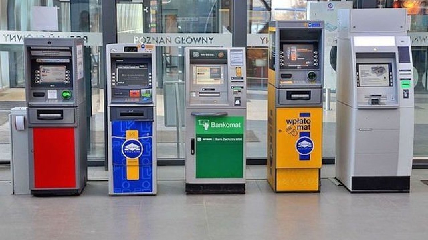 Klienci Idea Banku mają wyzerowane konta. Ich weekendowe transakcje zostały zaksięgowane podwójnie.