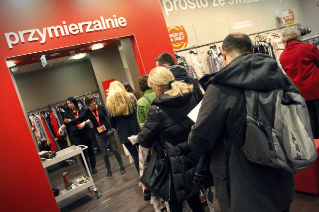 Historii ze sklepów odzieżowych wystarczyłoby zapewne na kolejny artykuł