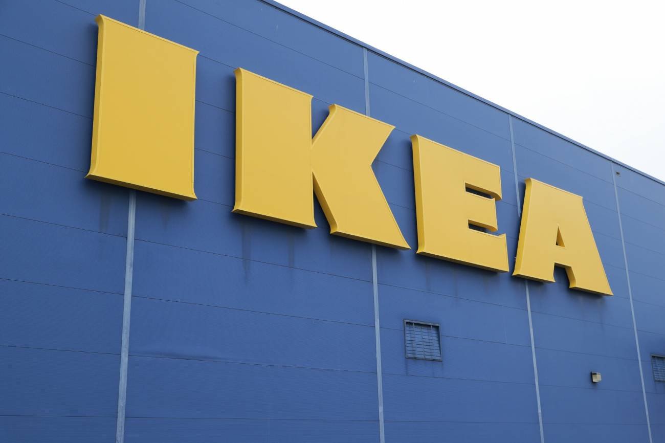 IKEA przyznała, że nadal kupuje drewno z Rosji