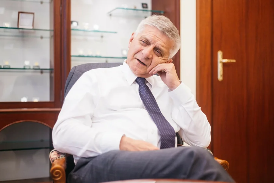 Marek Belka: Klimat nie jest dobry. To klimat, w którym jeśli ktoś osiąga zyski, to jest podejrzany o to, że kradnie. Tymczasem zysk to zapłata za działalność gospodarczą.
