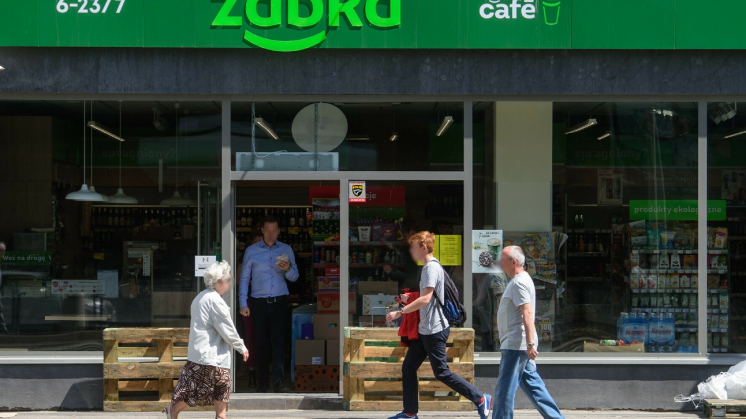 Żabka wchodzi na Giełdę Papierów Wartościowych w Warszawie i otwiera kolejne sklepy w Rumunii