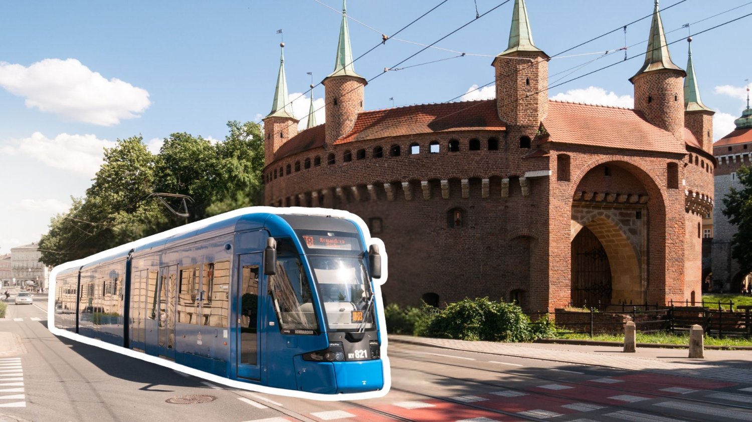Rewolucja w komunikacji w Krakowie. Sprawdź, czy Twój tramwaj pojedzie inaczej. Tramwaj na tle Barbakanu.