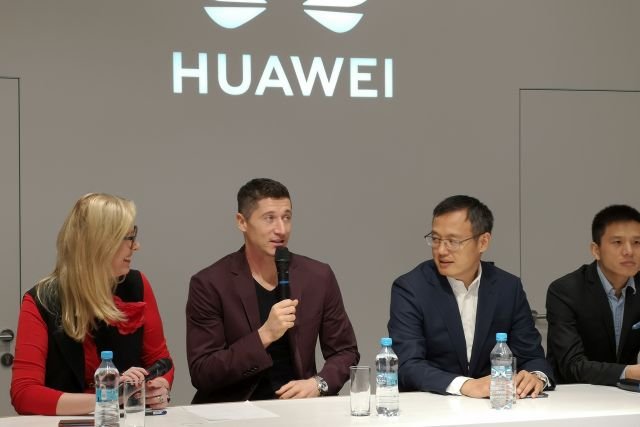 W konferencji zapowiadającej otwarcie sklepu Huawei wziął udział Robert Lewandowski