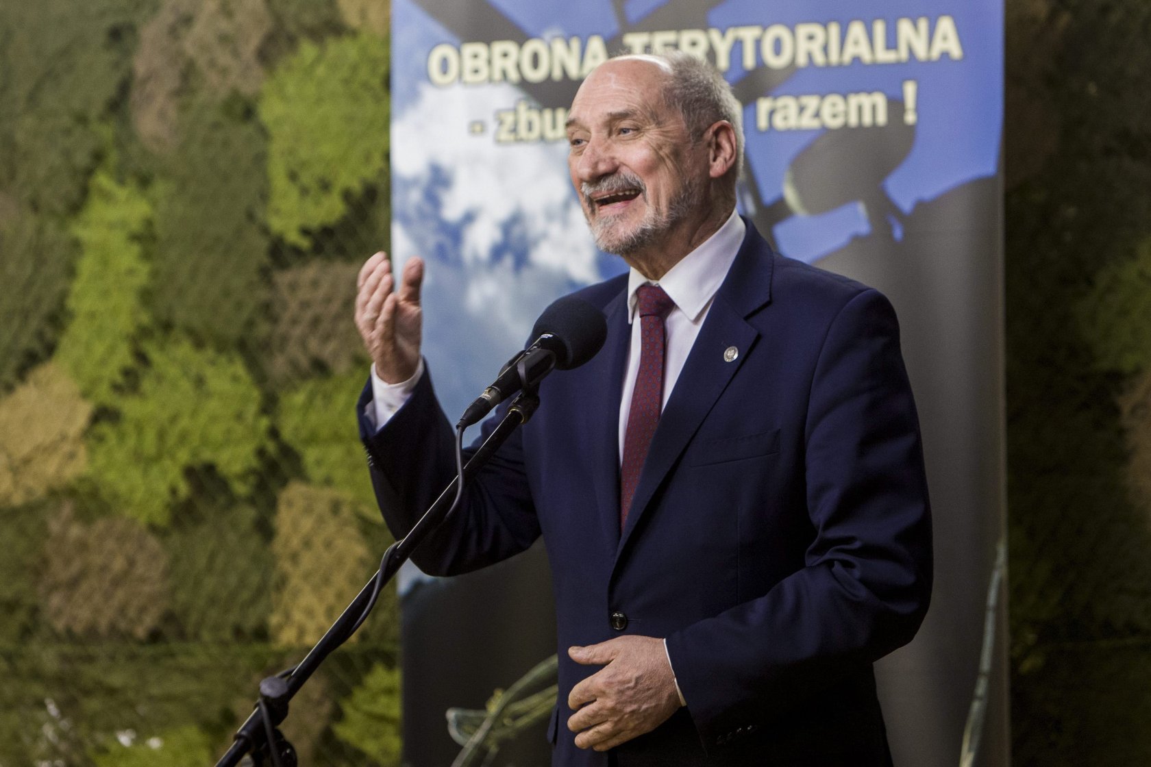 Antoni Macierewicz chce kontrolować prywatne firmy