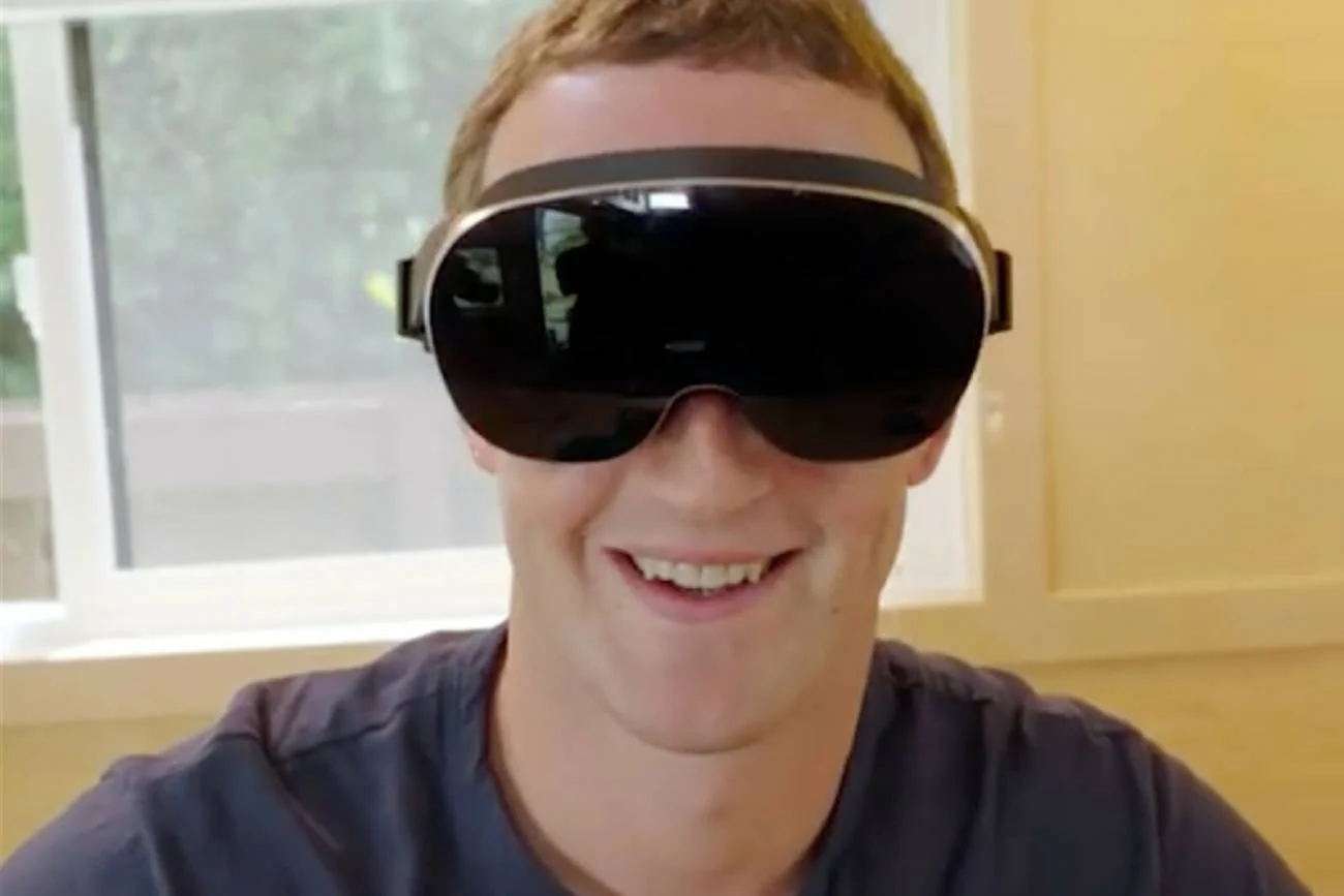 Zukcerberg chwali nowy headset od swojej firmy.