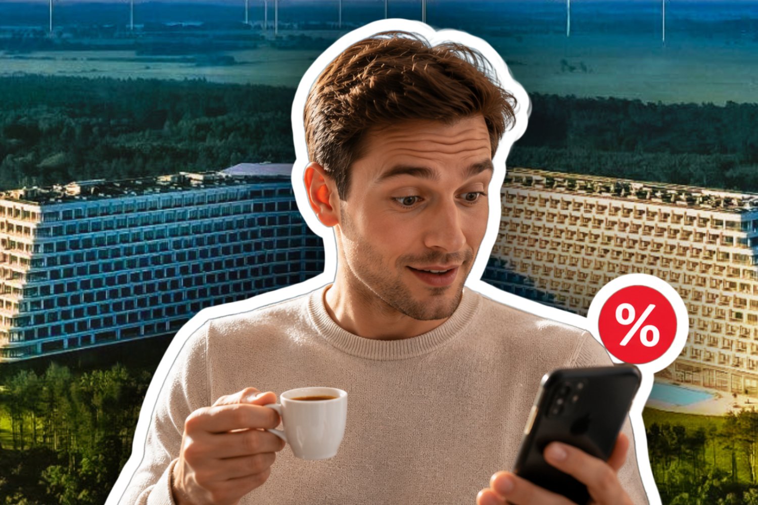 Mężczyzna z kawą i telefonem patrzący na obniżenie oferty Hotelu Gołębiewskiego. W tle Hotel Gołębiewski w Pobierowie.