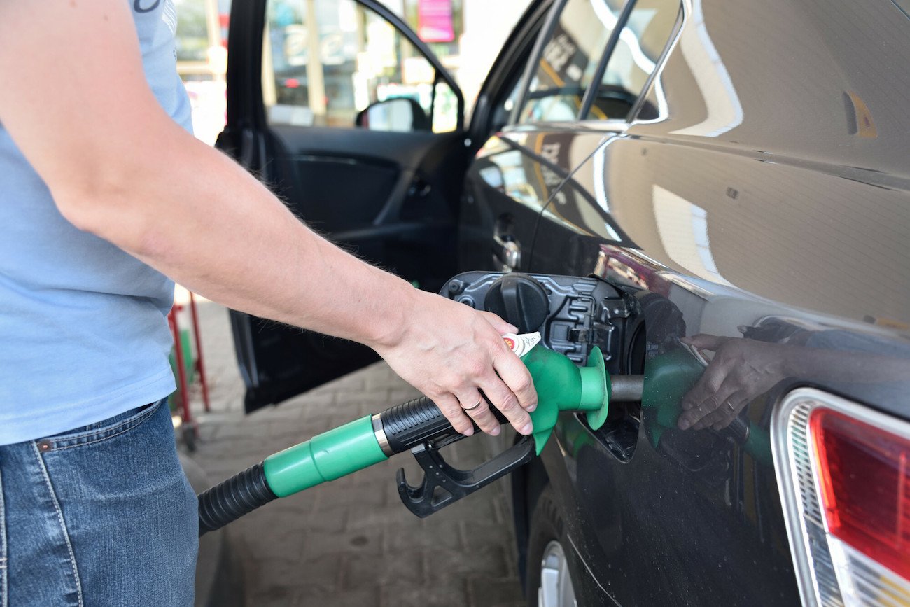 Ceny paliw będą spadały
