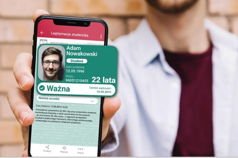 Rząd zachwala mLegitymację jako nowoczesne narzędzie i ułatwienie.