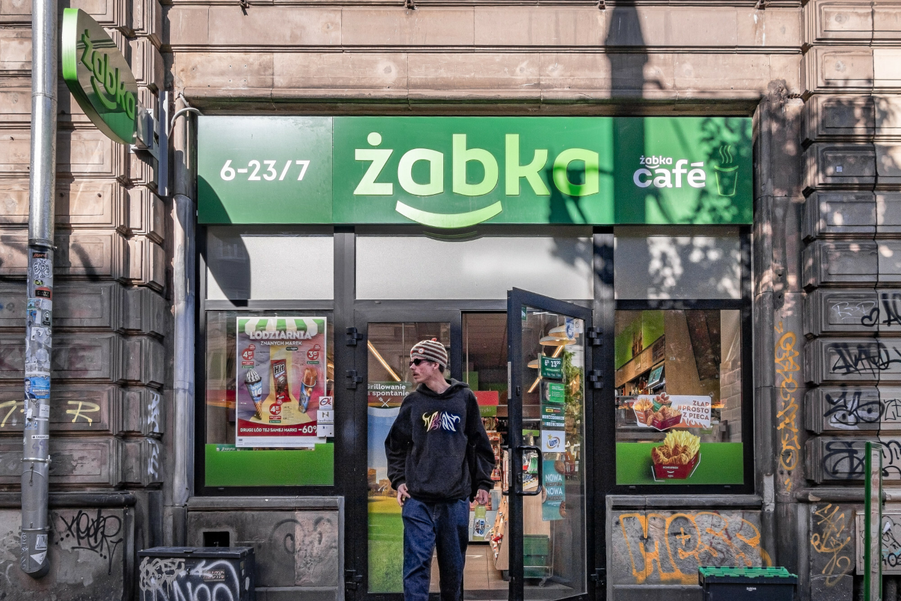 Już kilkaset Żabek jest prowadzonych przez obywateli Ukrainy.