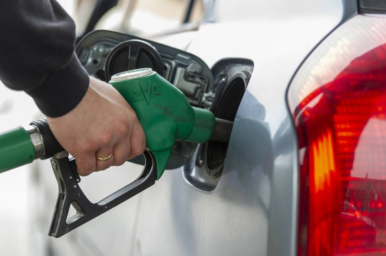 Tankowanie samochodu