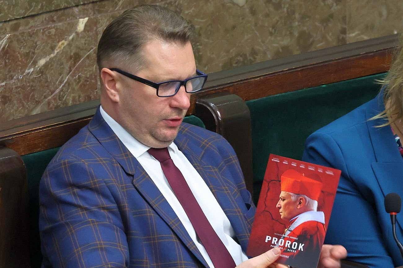 Minister Czarnek wyrzuca z podstawy programowej zagadnienia związane z inflacją