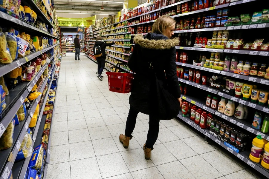Pytanie, w jaki sposób potencjalne nowe stawki VAT odbiją się na cenach produktów dostępnych w sklepach: niemal na pewno można się spodziewać droższych owoców morza.