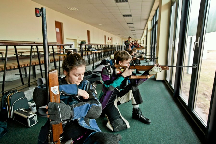 Pomysł na nabój samoczyszczący był wynikiem doświadczeń Jakuba Dudka ze strzelectwem sportowym.