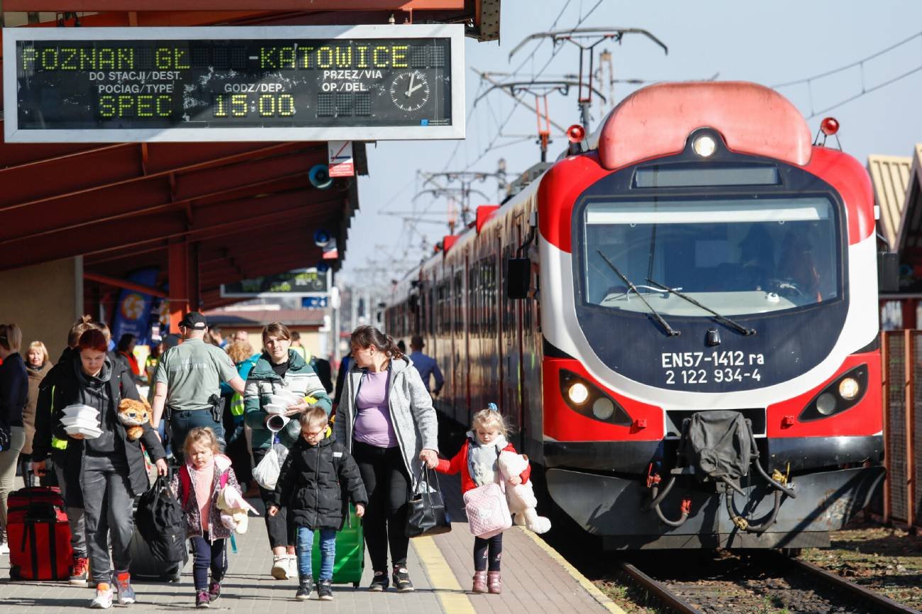 Stacja kolejowa w Przemyślu - uchodźcy z Ukrainy