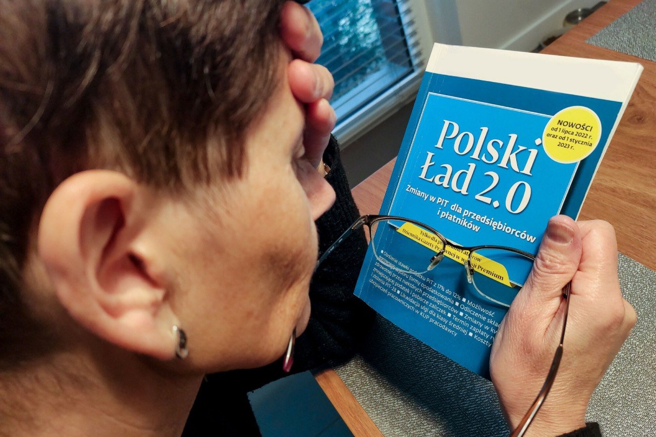 PIT 2023. Rozliczenie podatków za 2022 rok i Polski Ład 2.0. Sprawdź, ile zapłacisz