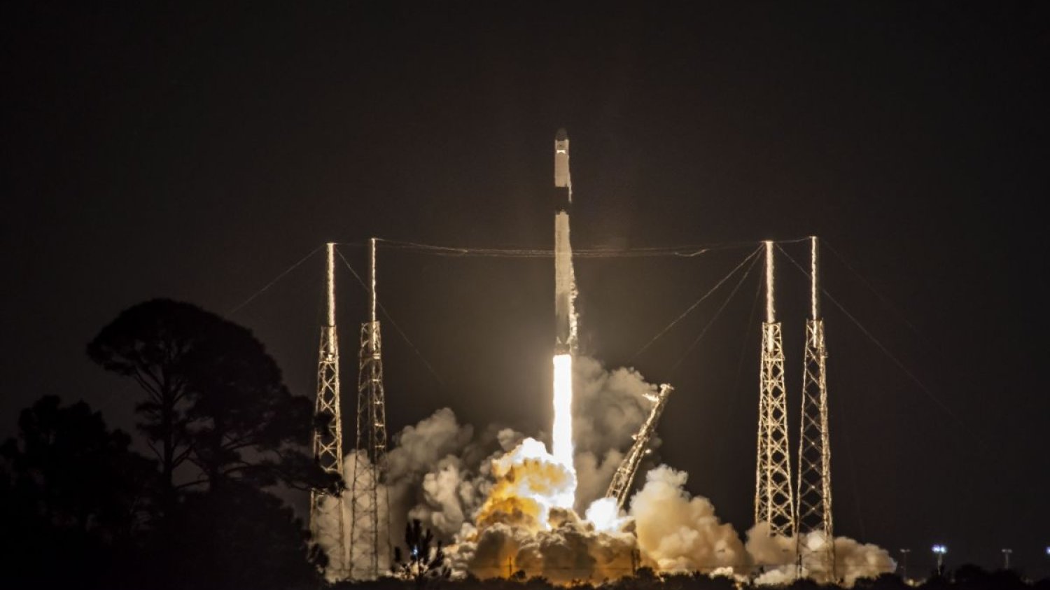 Start rakiety Falcon 9 z misją CRS-20.