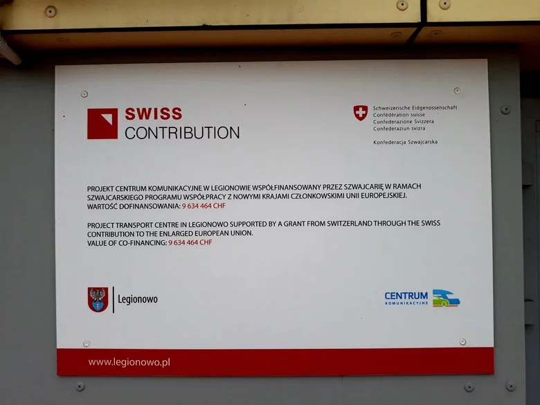 W wielu miejscach Polski można napotkać na tablice informujące o finansowaniu z funduszy zagranicznych