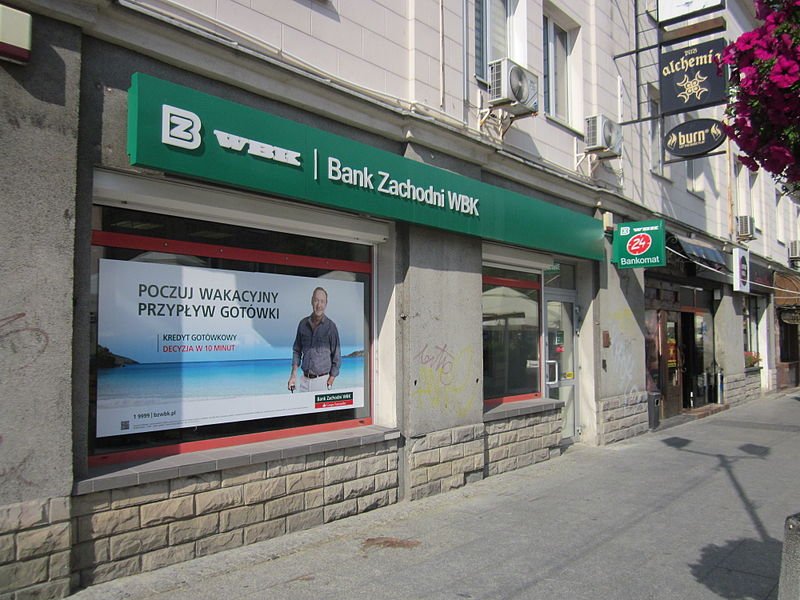 Nazwa BZ WBK znika z polskiego rynku, zastąpi ją Santander Bank Polska.