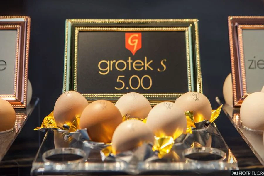 Jaja Grotke S są po 5 złotych.