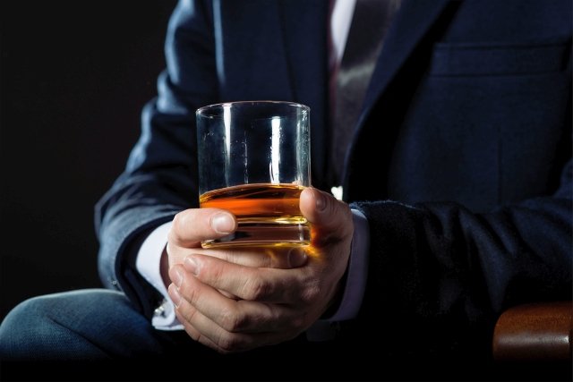 Najdroższa whisky na świecie to 60-letni Macallan. Dwie butelki tego trunku poszły w Hongkongu za ponad 1 mln dolarów za sztukę