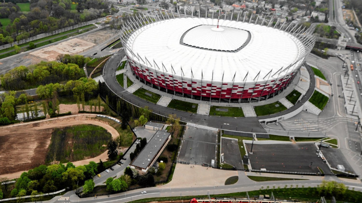 Stadion Narodowy w Warszawie zmienił nazwę na „PGE Narodowy”. Co najmniej na 5 lat.