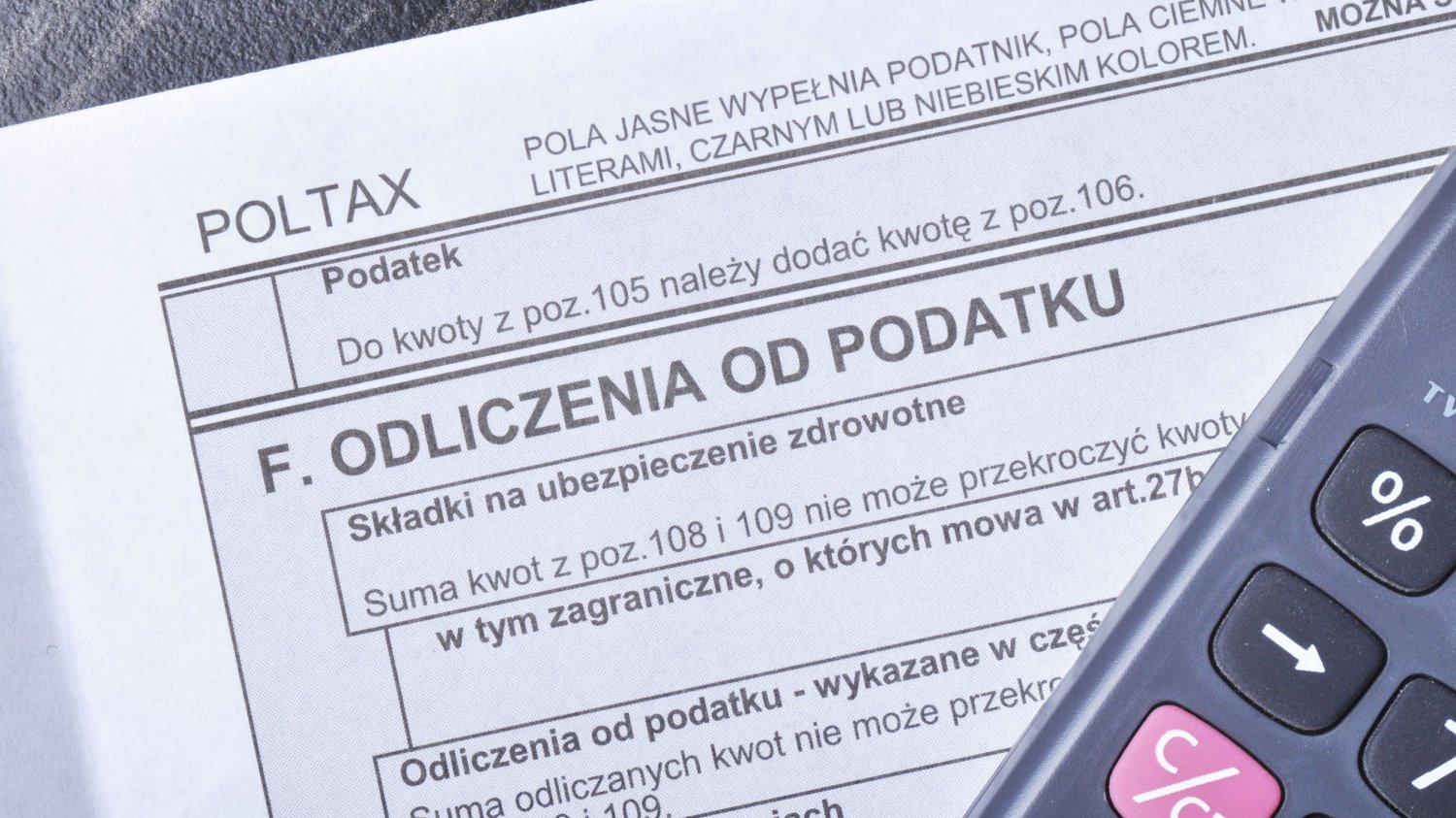 Choć przedsiębiorcy zyskają na niepłaceniu ZUS-u, stracą na podatku.