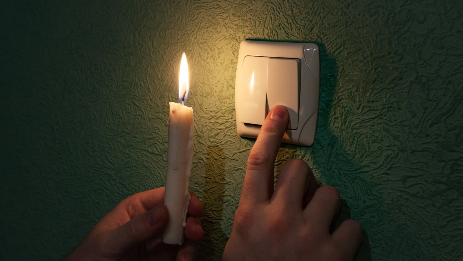 A jeżeli hakerzy wyłączą nam prąd? 80 mld zł strat w 72 godziny to początek