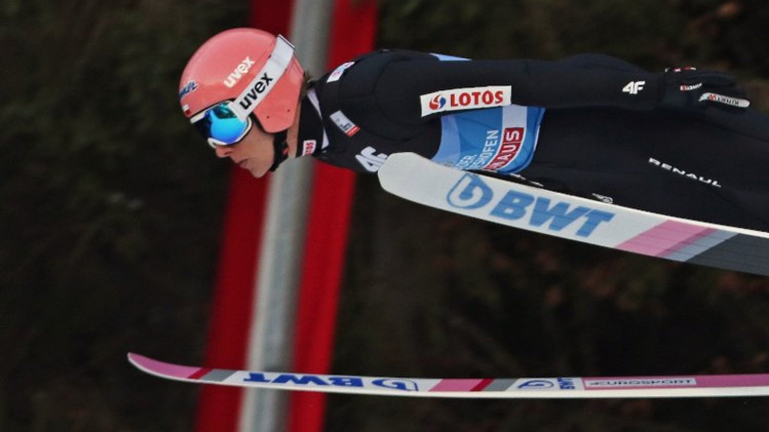 Dawid Kubacki otrzyma 100 tys. zł specjalnej nagrody za zwycięstwo w Turnieju Czterech Skoczni.