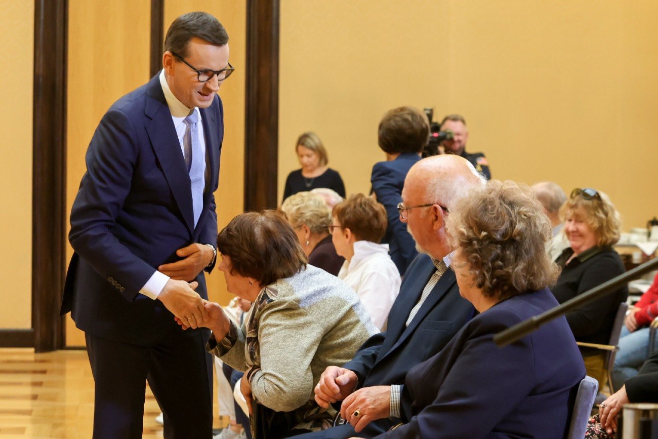 "Czternastki" na stałe, ale "elastyczne", czyli jakie? Są wyliczenia.