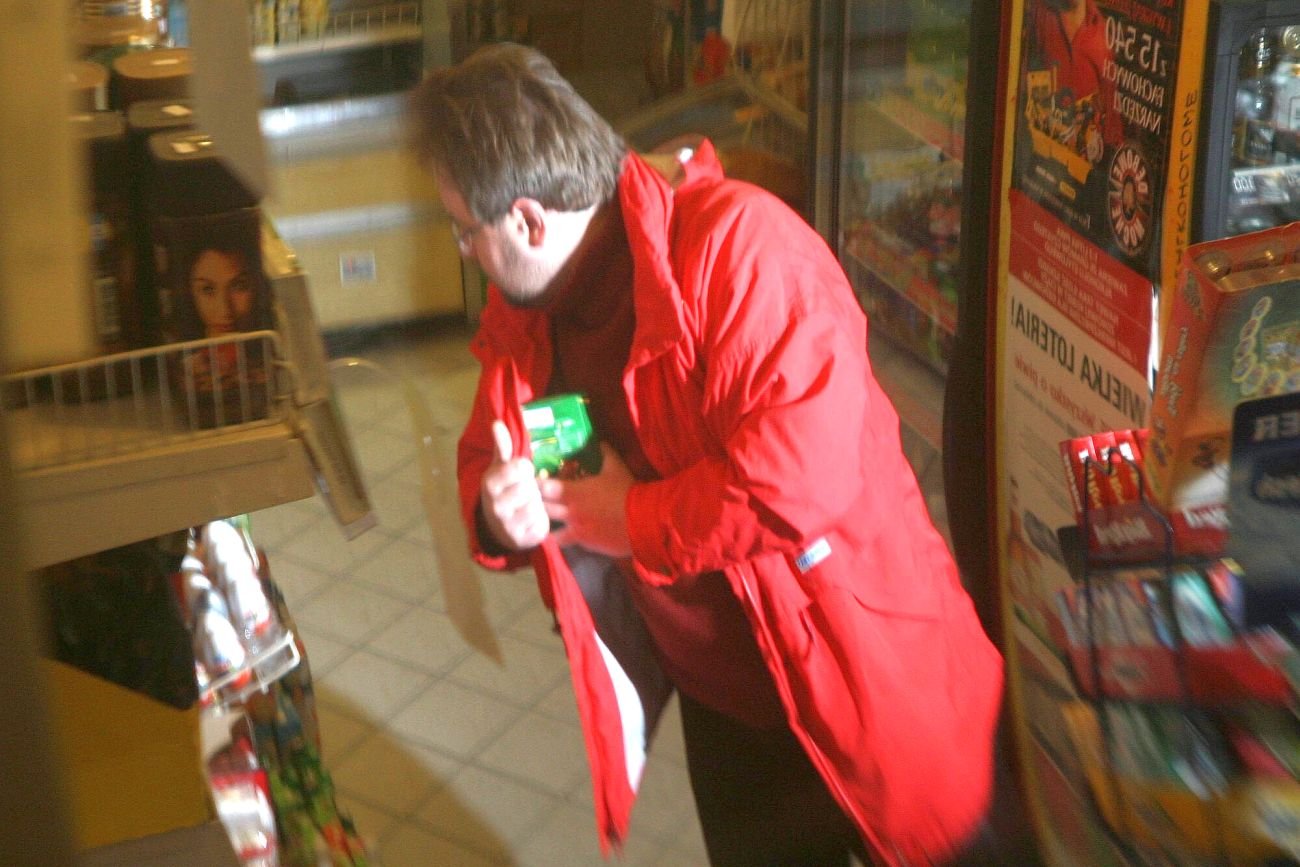 Kradzieże w sklepach, na stacjach benzynowych, znikające z ulic samochody - to nasza rzeczywistość.