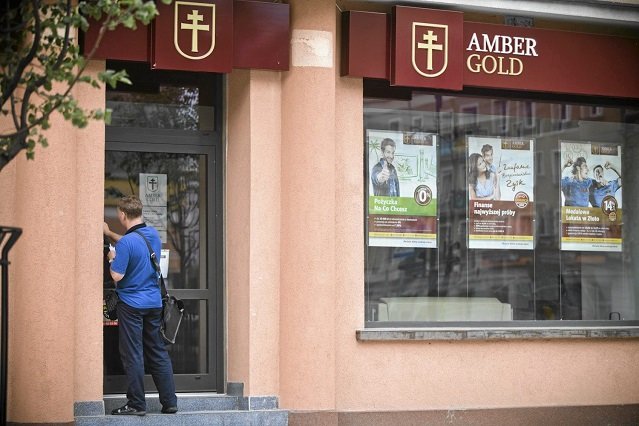 Amber Gold oszukało wielu ludzi. Czy chociaż część może liczyć na sprawiedzliwość?