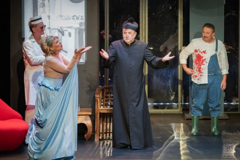 30-lecie firmy NAC w Teatrze Kamienica. Na zdjęciu: Piotr Mazgaj, Anna Molgo, Paweł Molgo, Jacek Dyszkowski