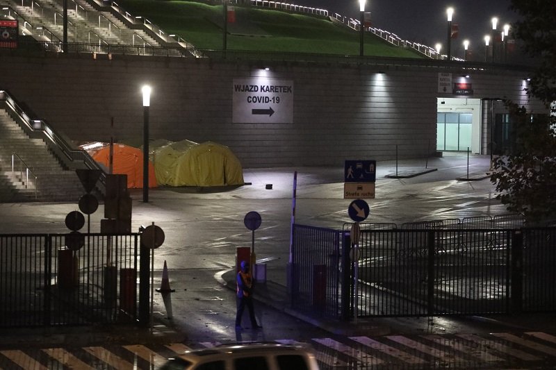 Szpital Narodowy jak na razie przynosi więcej kosztów, niż pożytku...