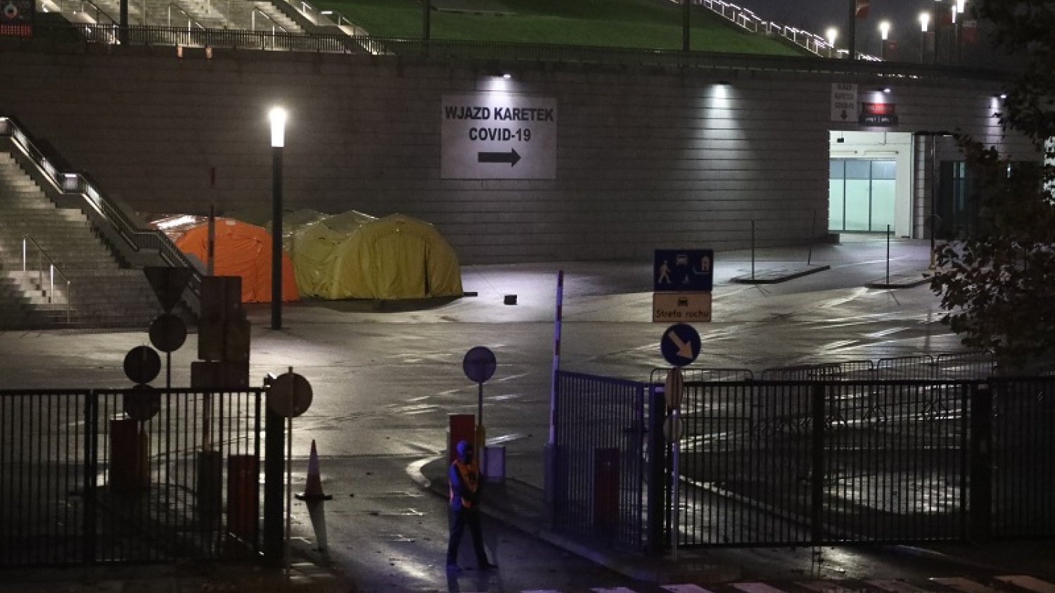Szpital Narodowy jak na razie przynosi więcej kosztów, niż pożytku...
