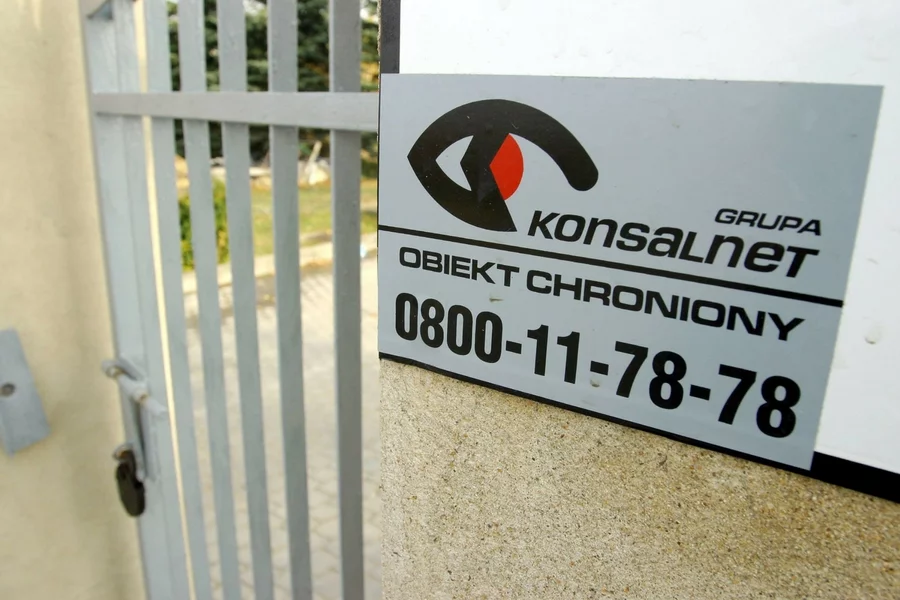 Niemal pół miliarda złotych zapłacili nowi chińscy właściciele za legendę polskiej branży ochroniarskie, Konsalnet Holding.