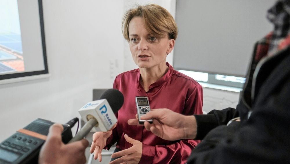 Pomysł, by pracownicy korporacji dostawali urlop na założenie własnego start-upu autorstwa resortu rozwoju, budzi wątpliwości ekspertów. Na zdjęciu ministra rozwoju Jadwiga Emilewicz.