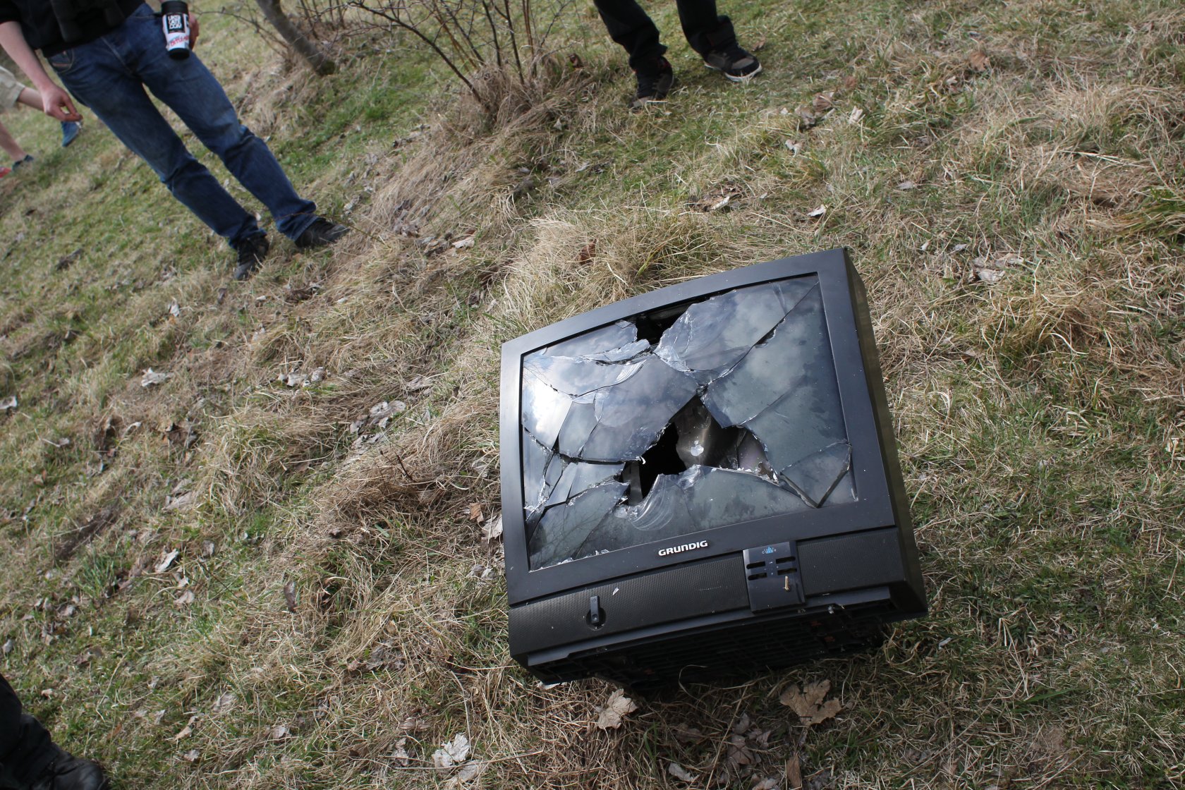 Nie masz dowodu, że wyrejestrowałeś telewizor kilkanaście lat temu? No to płać.