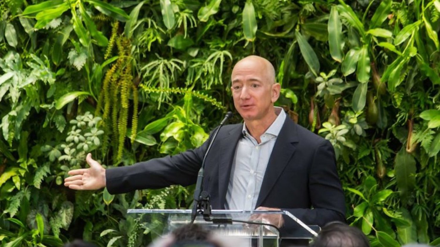 Jeff Bezos do niedawna był najbogatszym człowiekiem świata.