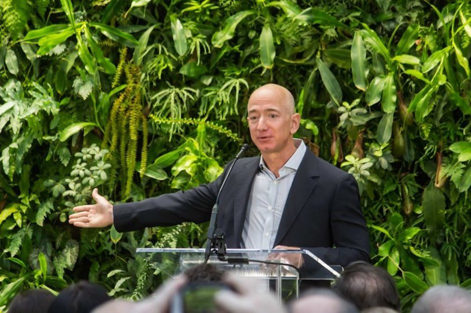 Jeff Bezos do niedawna był najbogatszym człowiekiem świata.