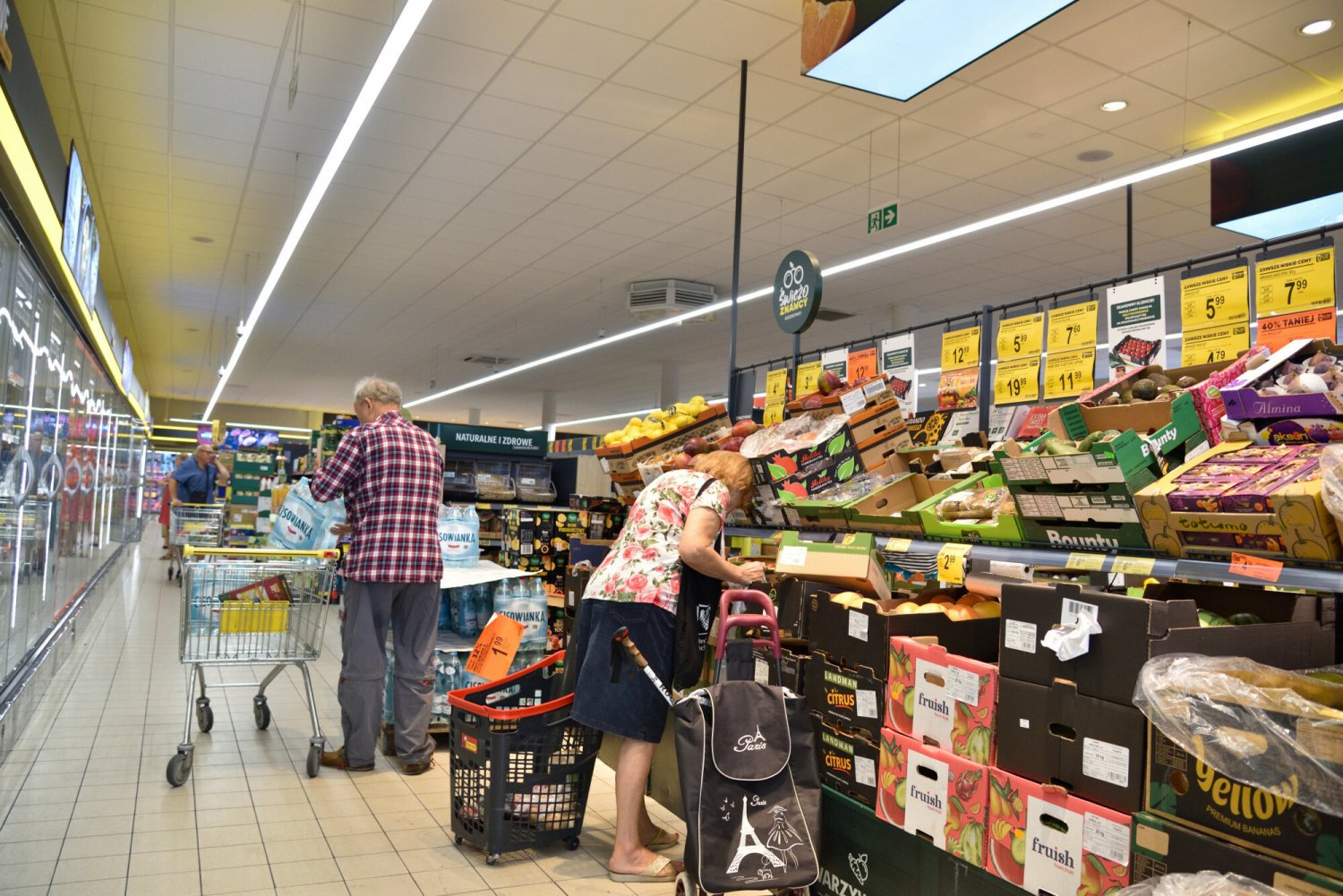 Jest widoczne wyhamowanie wzrostu cen w sklepach.