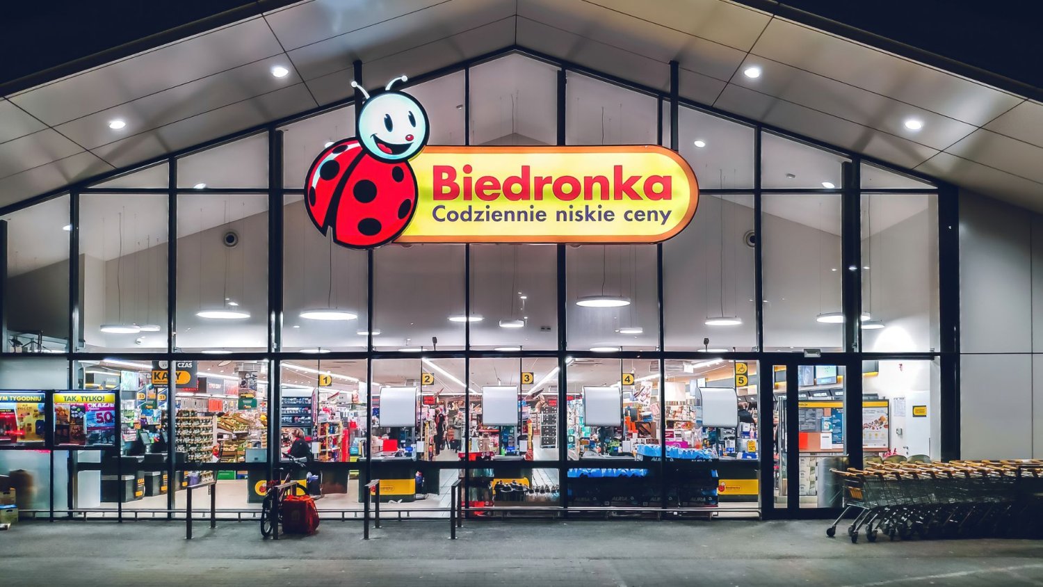 Wolna Wigilia odbiła się nam czkawką? Polacy podzielni po zakupach