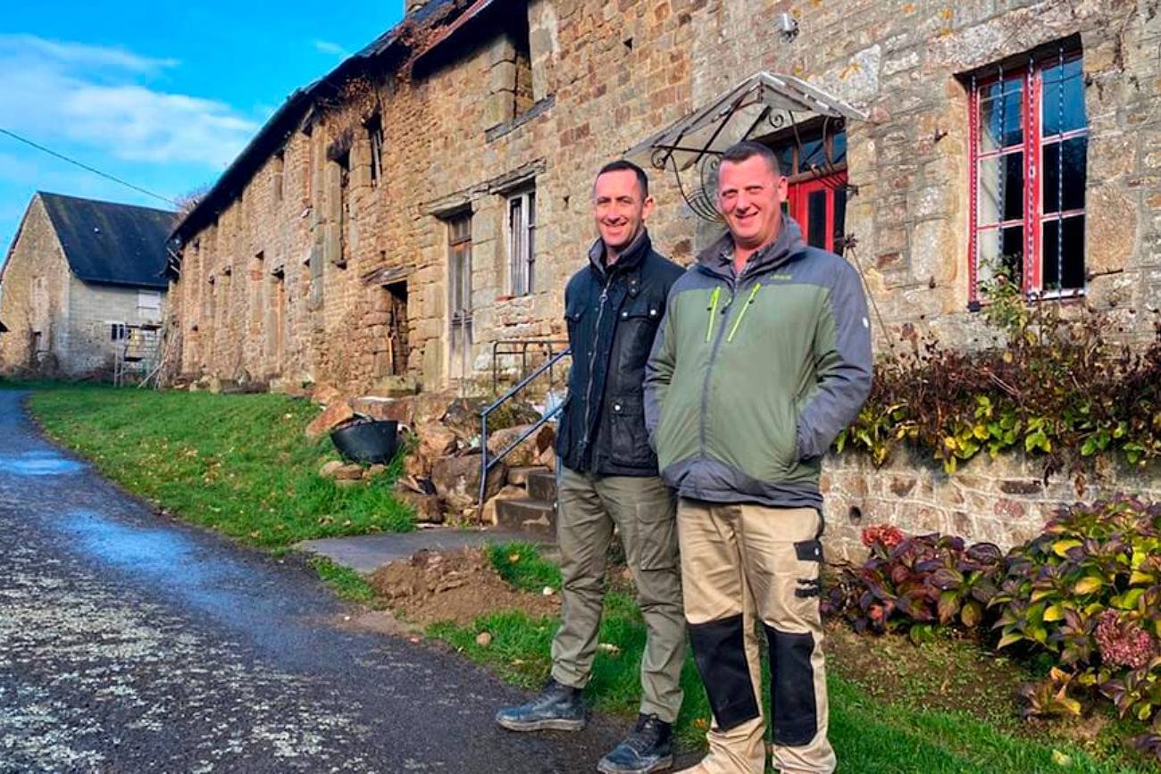 Paul Mappley i Yip Ward — Brytyjczycy w ich wiosce