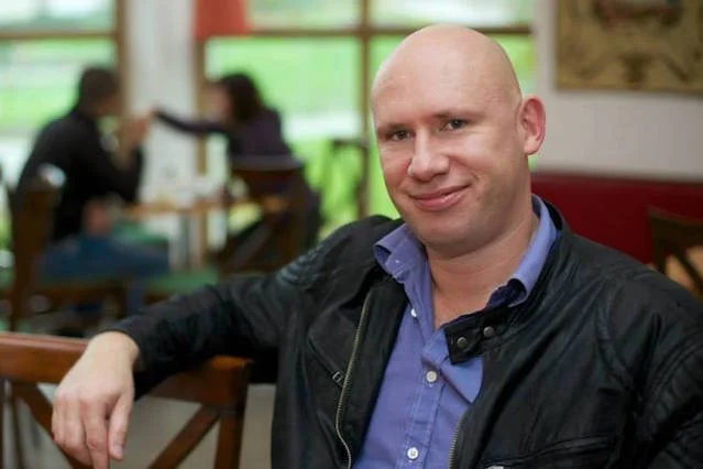 Marcin Szabelski od 12 lat doradza, jak skutecznie podrywać.