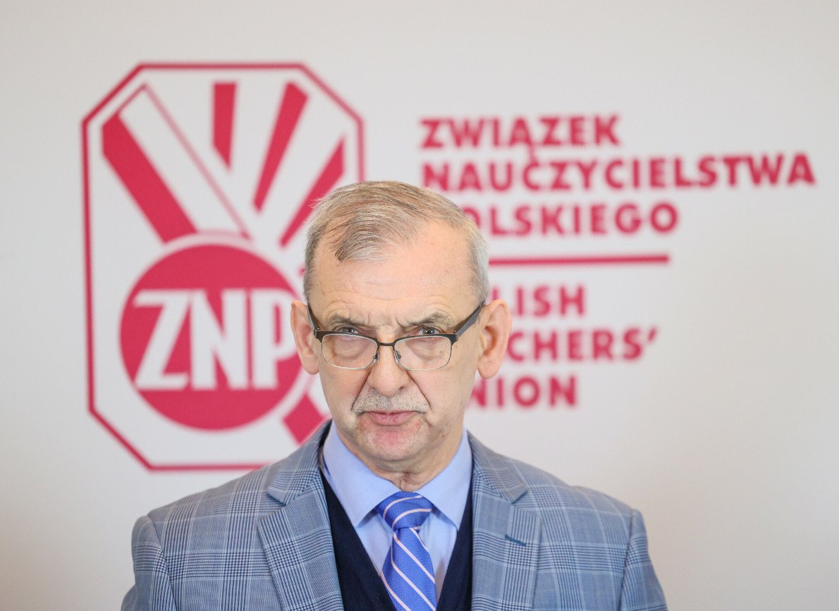 ZNP oczekuje szybszego działania rządu w sprawie podwyżek pensji nauczycielskich